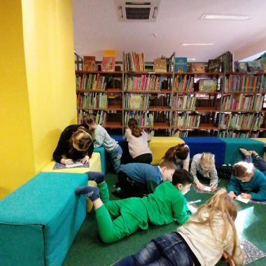 1.B - Knihovna + Lego workshop